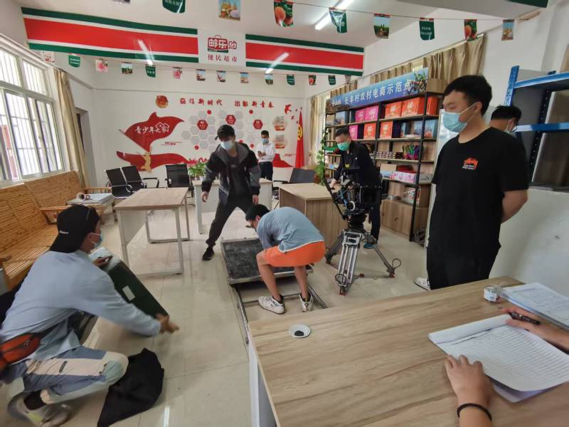 府谷县广告片拍摄公司：极简主义践行者，少即是多的视觉哲学